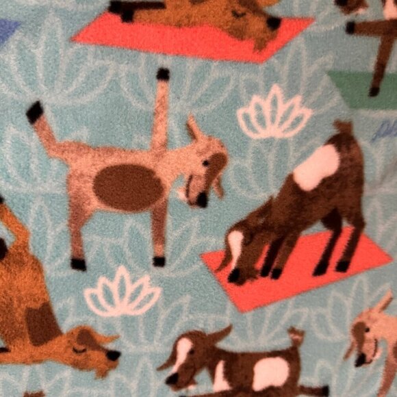 2+ yards Anti-Pill Plush Fleece Yoga Goats Om Peace Breath Blue - Picture 4 of 7